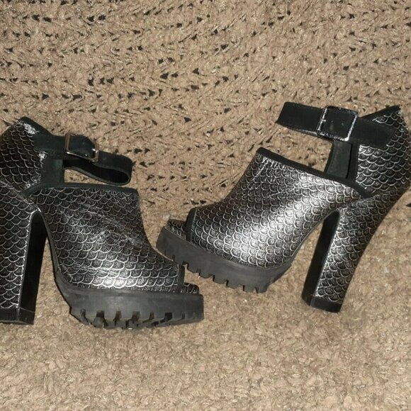 SHELLYS LONDON-Silver/Black-SCALES-Silver/Black-Leather Heels-Sz 7.5-Excellent - Picture 2 of 7